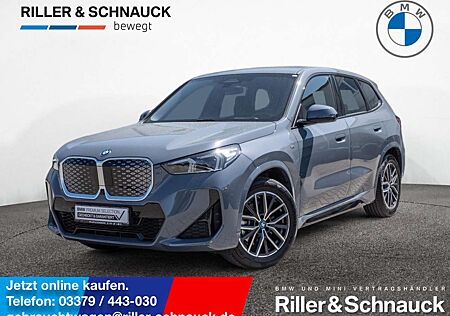BMW iX1 30 xDrive M-Sport NAVI AHK HUD LED 360°