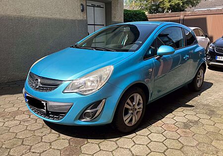 Opel Corsa 1.4 16V Satellite