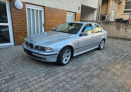 BMW 540 i / 2.Hand / TÜV NEU