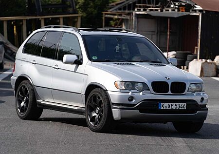 BMW X5 4.6 is