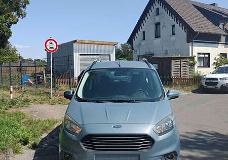 Ford Courier