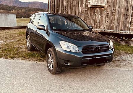 Toyota RAV 4 2.0 4x4 Executive