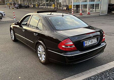 Mercedes-Benz E 240 Avantgarde top Zustand 2Hand