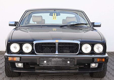 Jaguar XJ12 mit 2Jahren Garantie H-Zulassung