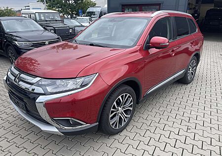 Mitsubishi Outlander 2.0 2WD CVT Edition+ 1 Hand Top zustand