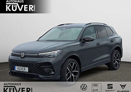VW Tiguan Volkswagen R-Line 2.0 TDI DSG 4M+Navi+Pano+AHK+ACC 4M*BLACK*A