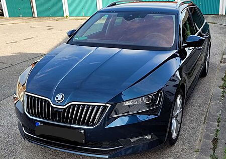 Skoda Superb III Combi Diesel Combi 2.0 TDI DSG Ambition