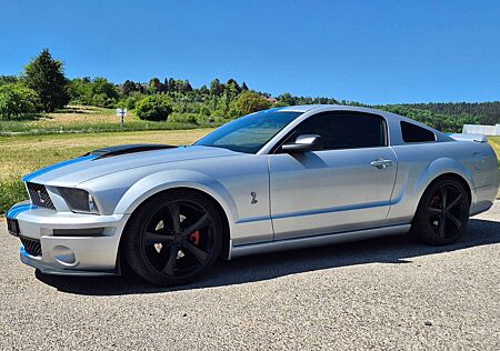Ford Mustang GT Shelby Optik V8