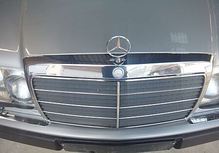 Mercedes-Benz E 500 500 E /1Besitzer seit über 30Jahren/1Fahrer/Neues