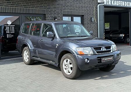 Mitsubishi Pajero 3.2 DI-D Liberty*7Sitzer*Klima*AHK*2 Hand