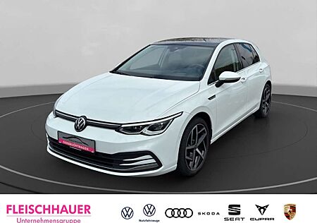 VW Golf Volkswagen VIII Style 1,5 TSI HUD+ StandHZG+PANO+NAVI