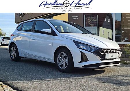 Hyundai i20 1.2 Select Navi Rückfahrkamera DAB Einparkhilfe