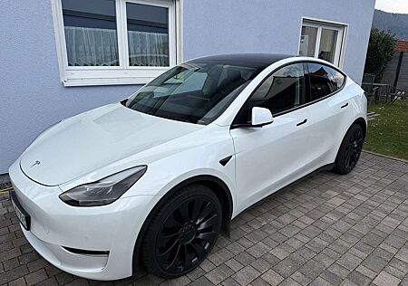 Tesla Model Y Performance Dual Motor AWD