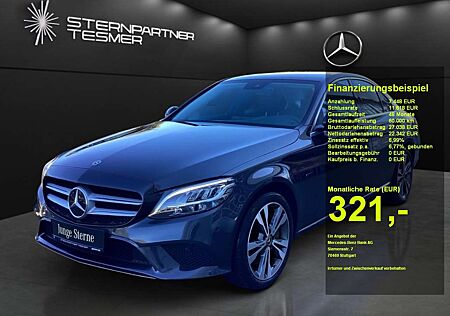 Mercedes-Benz C 300 de Avantgarde+Distro+AHK+Ambiente+COMAND