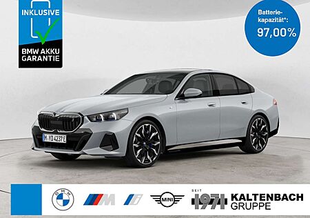 BMW i5 eDrive40 M-Sport Pro PANO AHK HUD 360° LED