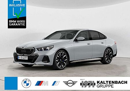 BMW i5 eDrive40 M-Sport Pro PANO AHK HUD 360° LED