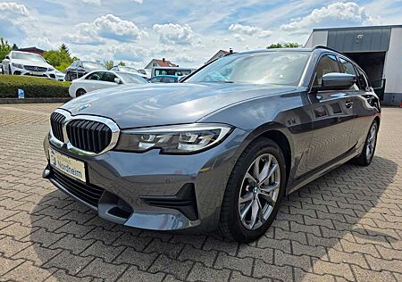 BMW 330 i Touring Sport Line Automatik/LED/Kamera