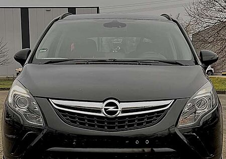 Opel Zafira Tourer Edition