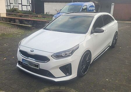 Kia Pro_ceed ProCeed / pro_cee'd 1.6 CRDi DCT7 SCR GT LINE