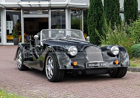 Morgan Plus 8 *Sport Black + Automatikgetriebe*
