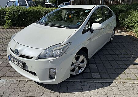 Toyota Prius (Hybrid) Executive