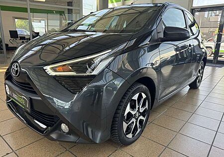 Toyota Aygo (X) x-play club