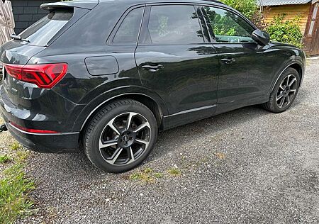 Audi Q3 40 TDI quattro S tronic advanced