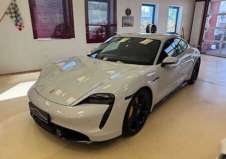 Porsche Taycan Turbo S APPROVED,INNODRIVE,21",CHRONO,MWS