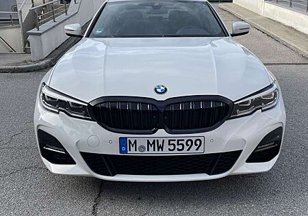 BMW 330i 330 xDrive Aut. M Sport