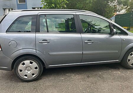 Opel Zafira 1.8 Edition