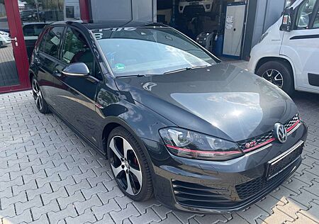 VW Golf GTI Volkswagen Performance BlueMotion Technology DSG Top