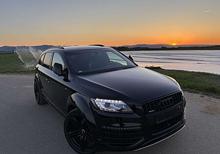 Audi Q7 3.0 TDI DPF clean diesel quattro tiptronic V12