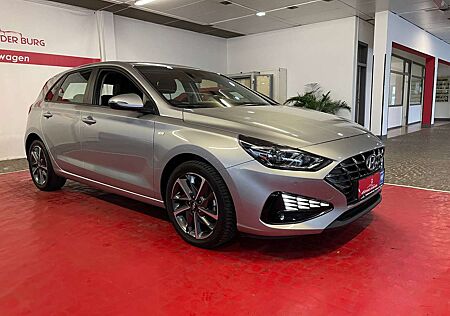 Hyundai i30 gebraucht kaufen Hyundai i30 1.0 T-GDI 48V-Hybrid DCT Trend