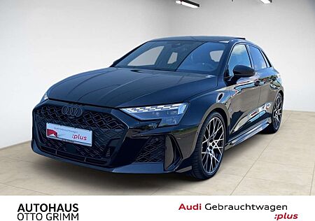 Audi RS3 Sportback 2.5 TFSI quattro  Matrix