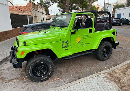 Jeep Wrangler 2.5 Liter TÜV 10/2026 Mallorca!