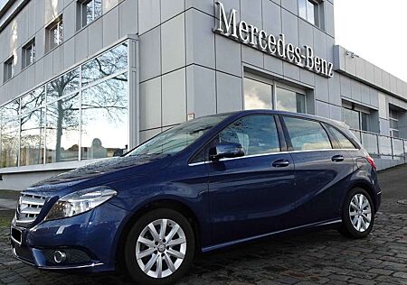 Mercedes-Benz B 180 (BlueEFFICIENCY)