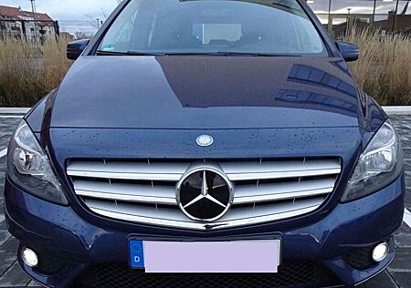 Mercedes-Benz B 180 (BlueEFFICIENCY)