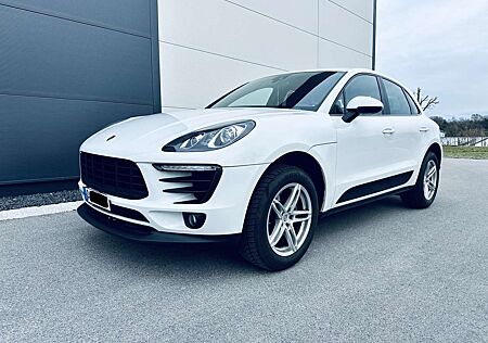 Porsche Macan PDK PDLS Xenon Navi EZ:07/2018 Top Zustand