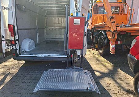 Peugeot Boxer 335 L3H2 Avantage Edition 130 Lift Ladebordwand!