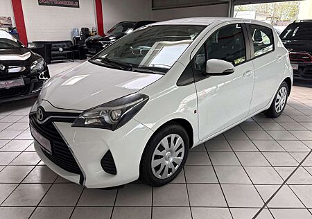 Toyota Yaris Comfort 1.4 turbodiesel KAMERA NAVI