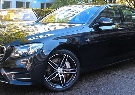 Mercedes-Benz E 53 AMG Lim. 4Matic+ AMG LINE * LED* 360°