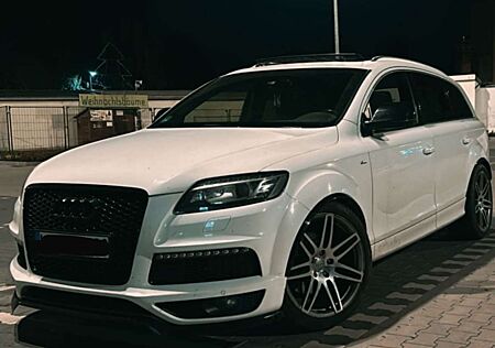 Audi Q7 4.2 TDI DPF quattro tiptronic