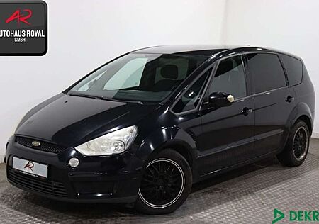Ford S-Max 2.2 TDCi TEMPOMAT,AHK,SITZHEIZUNG,KLIMA