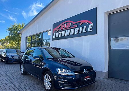 VW Golf Volkswagen VII Lim. Highline*DSG*Panorama*Kamera*Xenon