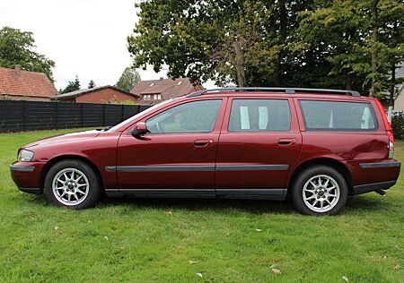 Volvo V70 Kombi 2.4