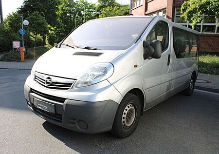 Opel Vivaro Combi 2.5 CDTI L2H1 Klima