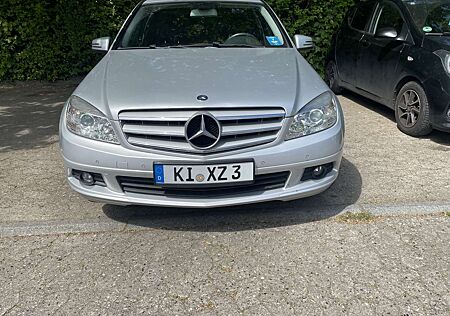 Mercedes-Benz C 180 Kompressor Automatik BlueEFFICIENCY