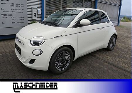 Fiat 500E Basis 42kWh Kamera PDC ALU Sitzheizung AppleCar