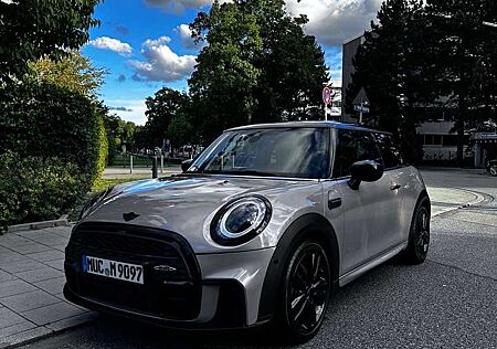 Mini Cooper Aut. John Works Trim