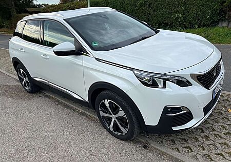 Peugeot 3008 ohne Mangel, viele Neuteile